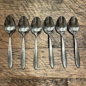Mascagni II (Stainless) Soup Spoons by ONEIDA SILVER (6)